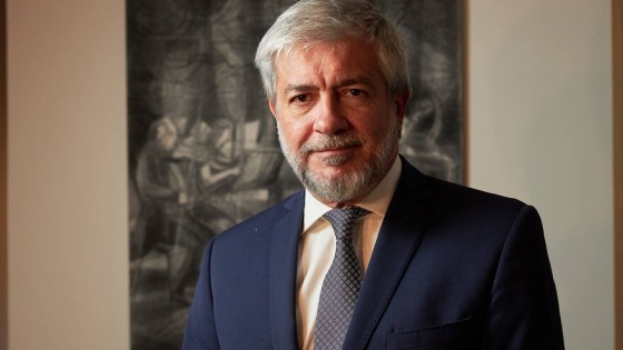 Ricardo Delgado advierte que el dólar podría acercarse a $1.400 antes de las elecciones