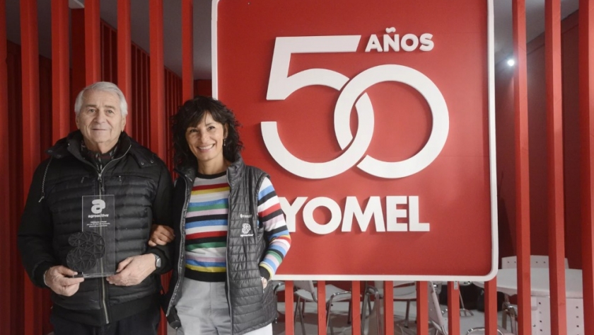 Yomel cumple 50 años de trayectoria