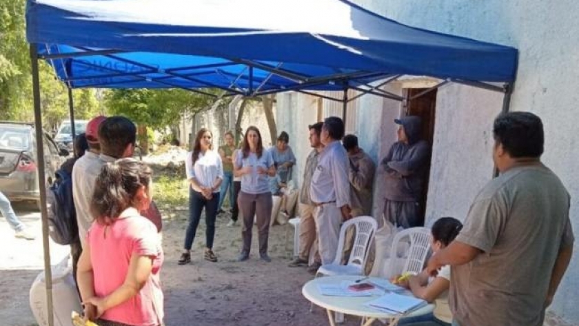 Asisten a pequeños productores ganaderos de San Pedro de Colalao