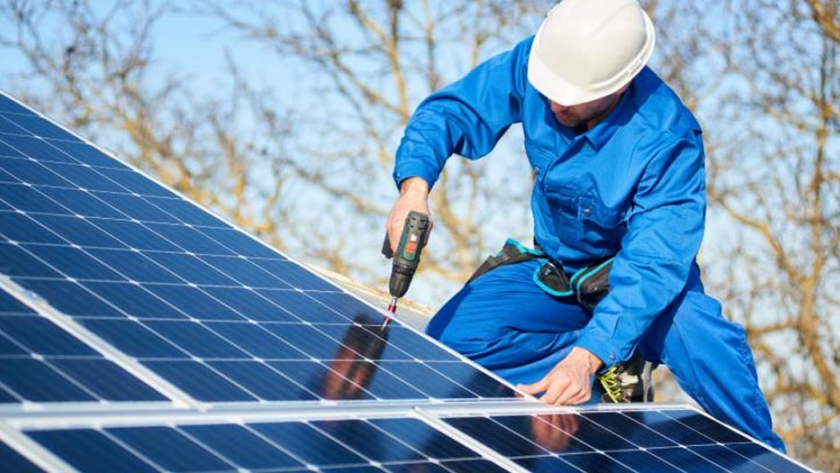 Instan al Reino Unido a comprometerse para alcanzar 40 GW de capacidad solar para el 2030