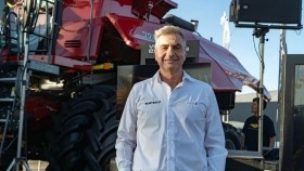 Semtraco introduce en el país la primera cosechadora Case IH AF 10 y marca un hito tecnológico