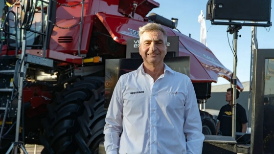 Semtraco introduce en el país la primera cosechadora Case IH AF 10 y marca un hito tecnológico