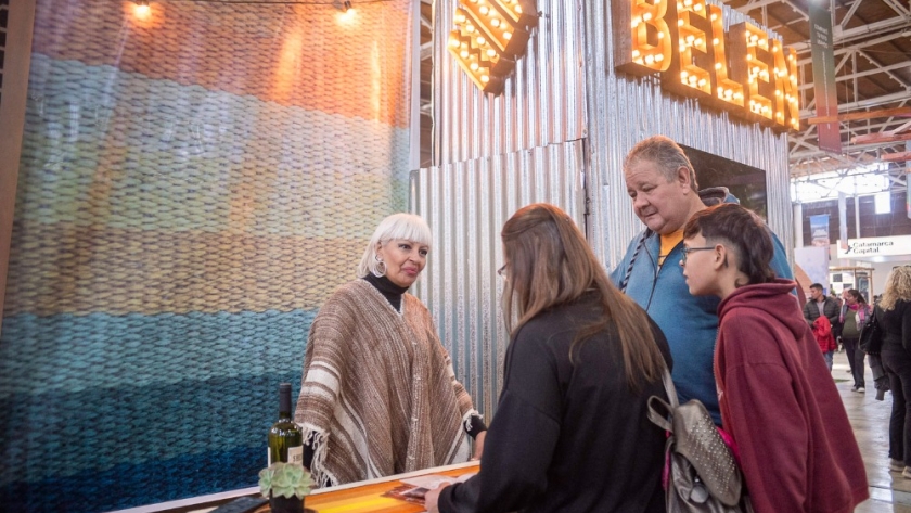 Poncho 2023: viaje sensorial en el Pabellón de Turismo