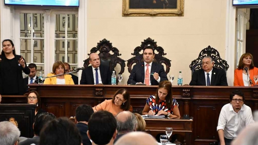 El Gobernador abrió las sesiones ordinarias de la Legislatura con un pormenorizado informe de gestión