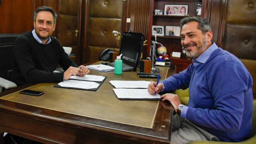 Cabandié y Azulay firmaron un convenio en el marco del Fondo Nacional de Manejo del Fuego para La Rioja