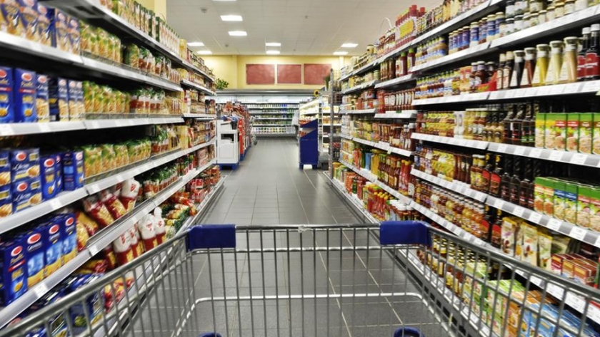 Gobierno y comercios locales acuerdan mantener precios de productos esenciales por 30 días