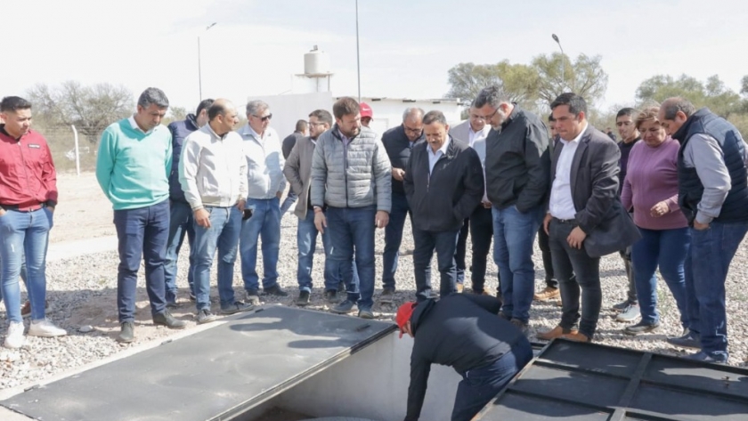 El gobernador Ricardo Quintela inauguró Planta de Tratamiento de Efluentes Cloacales en Catuna