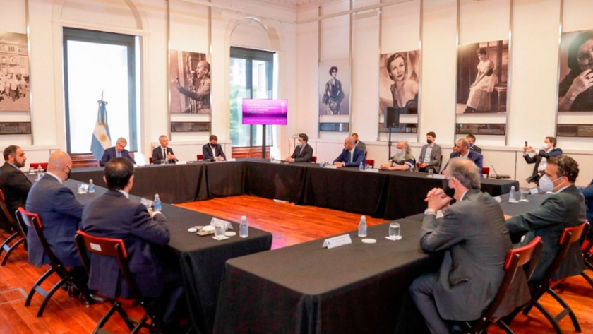 Firman convenio interministerial para potenciar exportaciones de alimentos a Medio Oriente