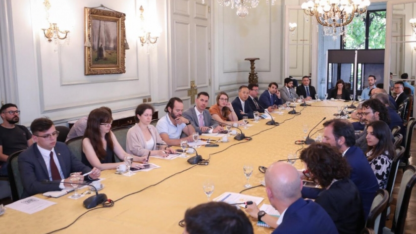 Cancillería y Economía presentan la oferta exportable de la Economía del Conocimiento ante representaciones extranjeras