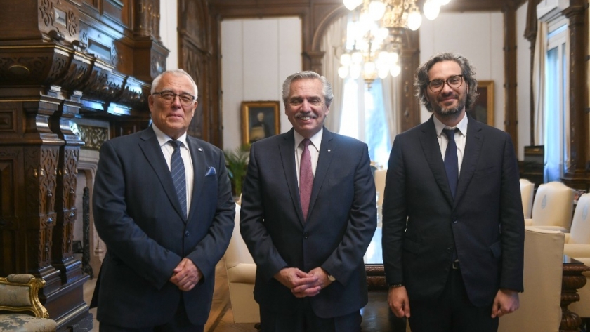 El presidente recibió al titular de la Corte Penal Internacional, Piotr Józef Hofmański