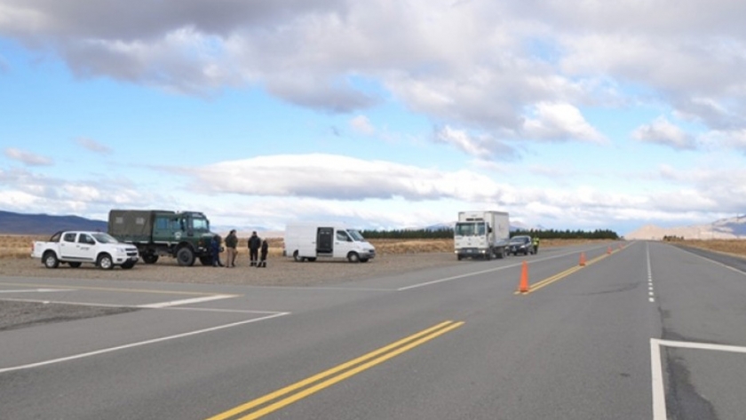 Controles a transportes de ganado en pie y alimentos en Chubut