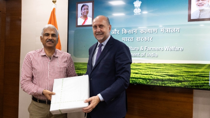 Omar Perotti visitó empresas y startups vinculadas al desarrollo de tecnologías e innovación en India