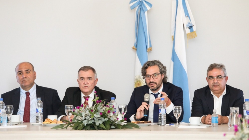 Manzur y Cafiero encabezaron Jornada de comercio exterior en Tucumán junto a más de 50 empresas exportadoras