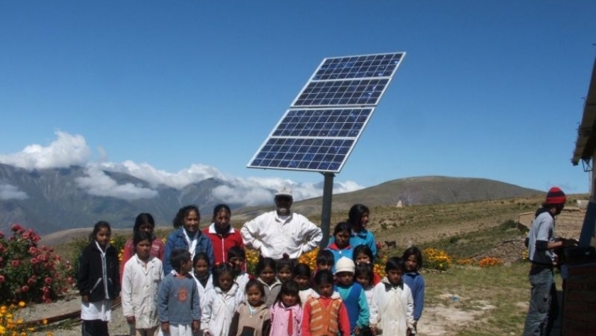 Licitan obras que optimizarán el sistema alternativo de energía en Salta