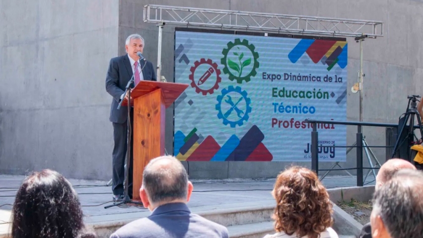El Gobernador se comprometió a seguir fortaleciendo la educación técnica-profesional en Jujuy