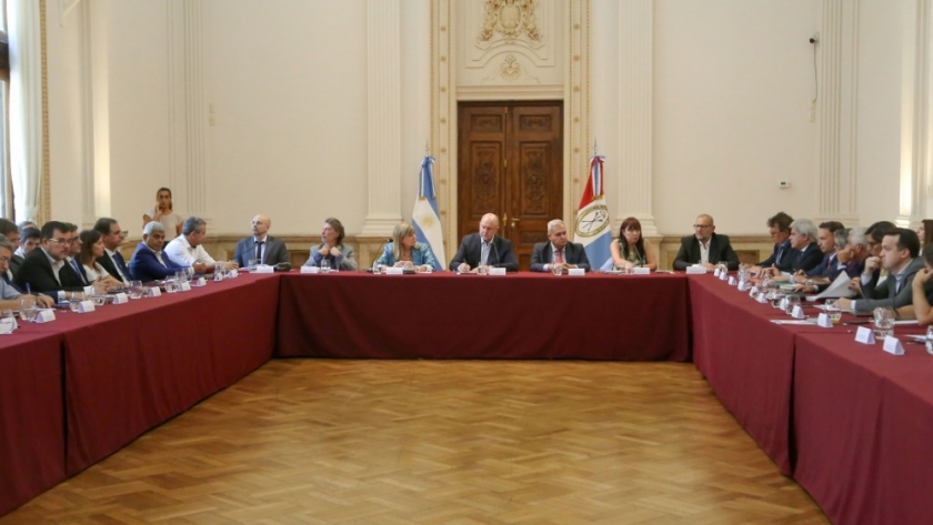 El gobernador Omar Perotti encabezó un nuevo encuentro de la Junta Provincial De Seguridad en Rosario