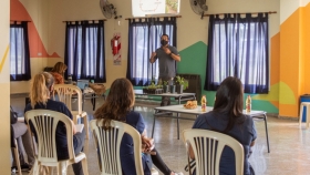 El Ministerio de Producción capacitó en agroecología a docentes de la Escuela "Manuel García Ferré" de La Punta