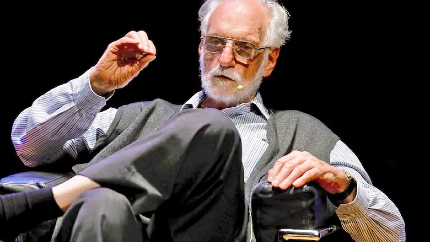 Juan Carlos de Pablo relativizó la euforia económica y advirtió sobre una Argentina “de múltiples velocidades”