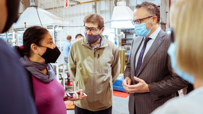 El Gobernador Melella y el Ministro Kulfas recorrieron diversas industrias en la ciudad de Río Grande