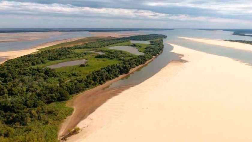 Bajante del río Paraná: se redujo 25% la producción de agua potable en Chaco
