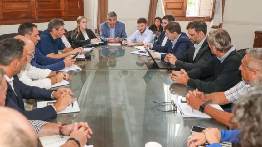 Se reunió en Santa Fe el comité operativo de emergencia hídrica