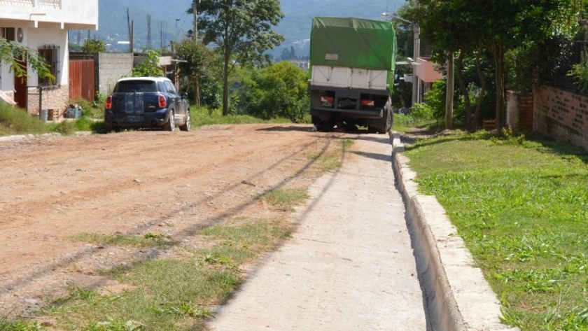 Jujuy asiste y reactiva: comunidad, cooperativas y gobierno ahora mejorarán el acceso al barrio Bellavista