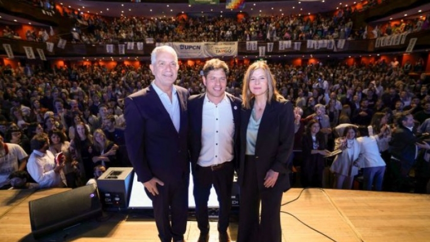 Kicillof: “Las políticas culturales se construyen en los barrios con la participación de todos y todas”