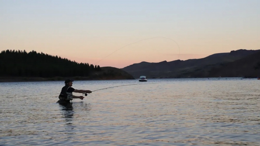 Inicio la temporada de pesca y los permisos se venden de forma on line