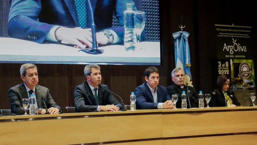Sergio Uñac asistió a la apertura del XII Encuentro Olivícola Internacional ArgOliva San Juan Argentina 2022