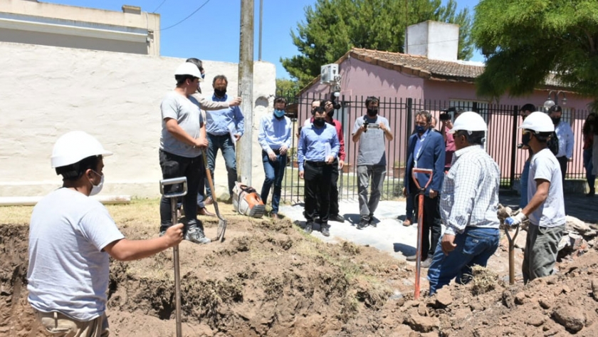 Simone y Katopodis recorrieron obras en Guaminí y Pigüé