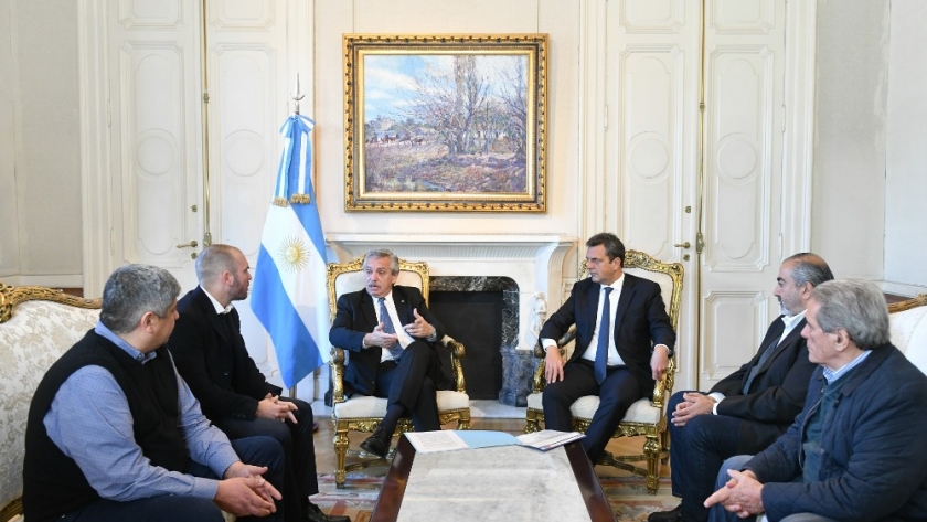 El Gobierno anunció la suba del piso del Impuesto a las Ganancias: pasa en junio a 280.792 pesos