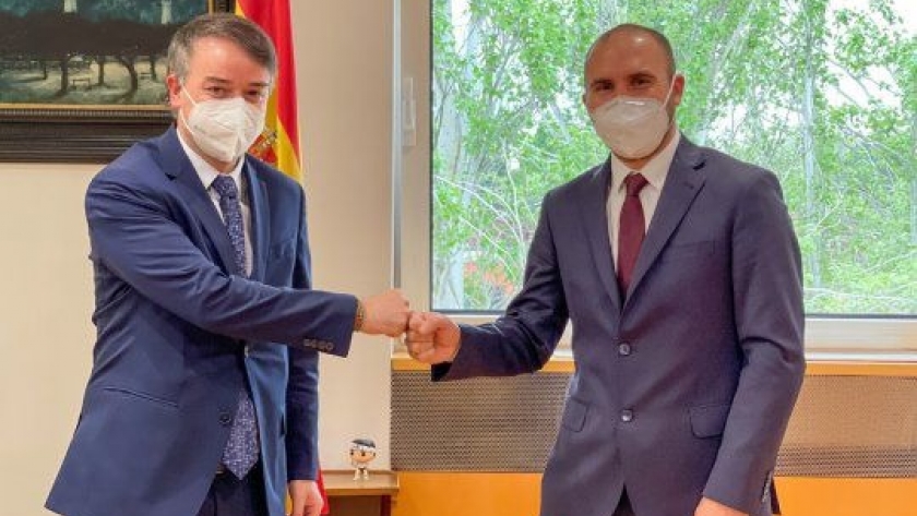 Martín Guzmán se reunió con el Jefe de Gabinete del Gobierno español y con la Vicepresidenta Segunda del Gobierno de España