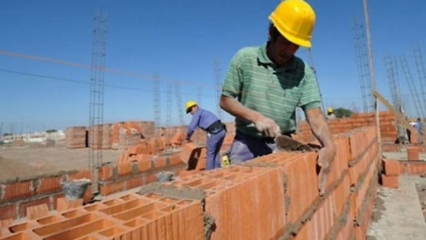 Anuncian el lanzamiento de créditos para la construcción de viviendas