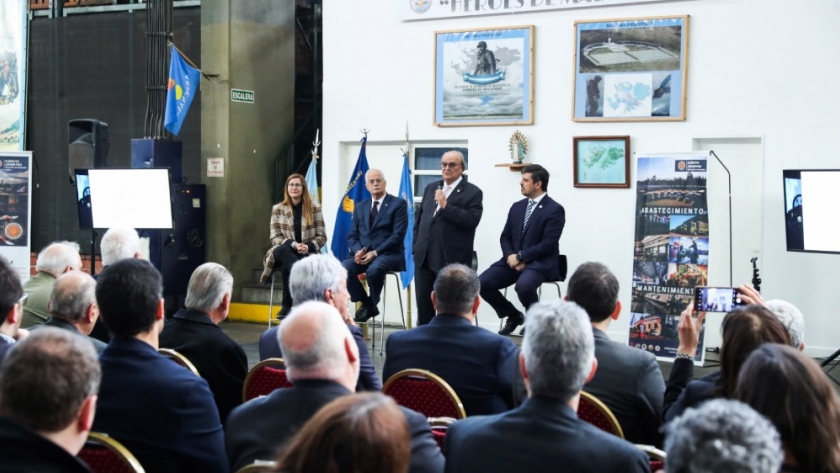El Gobierno fortalece la industria para la defensa en el desarrollo nacional