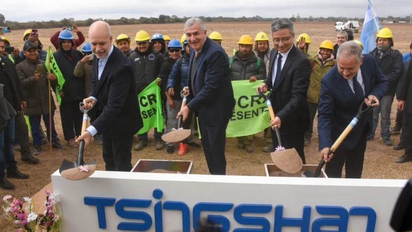 Morales y Larreta dieron inicio a la construcción de una planta generadora de insumos para fabricación de carbonato de litio
