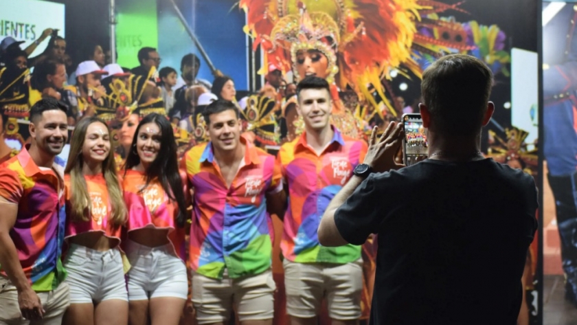 Corrientes Deslumbra en los Carnavales Oficiales: Una Fiesta de Color, Cultura y Turismo