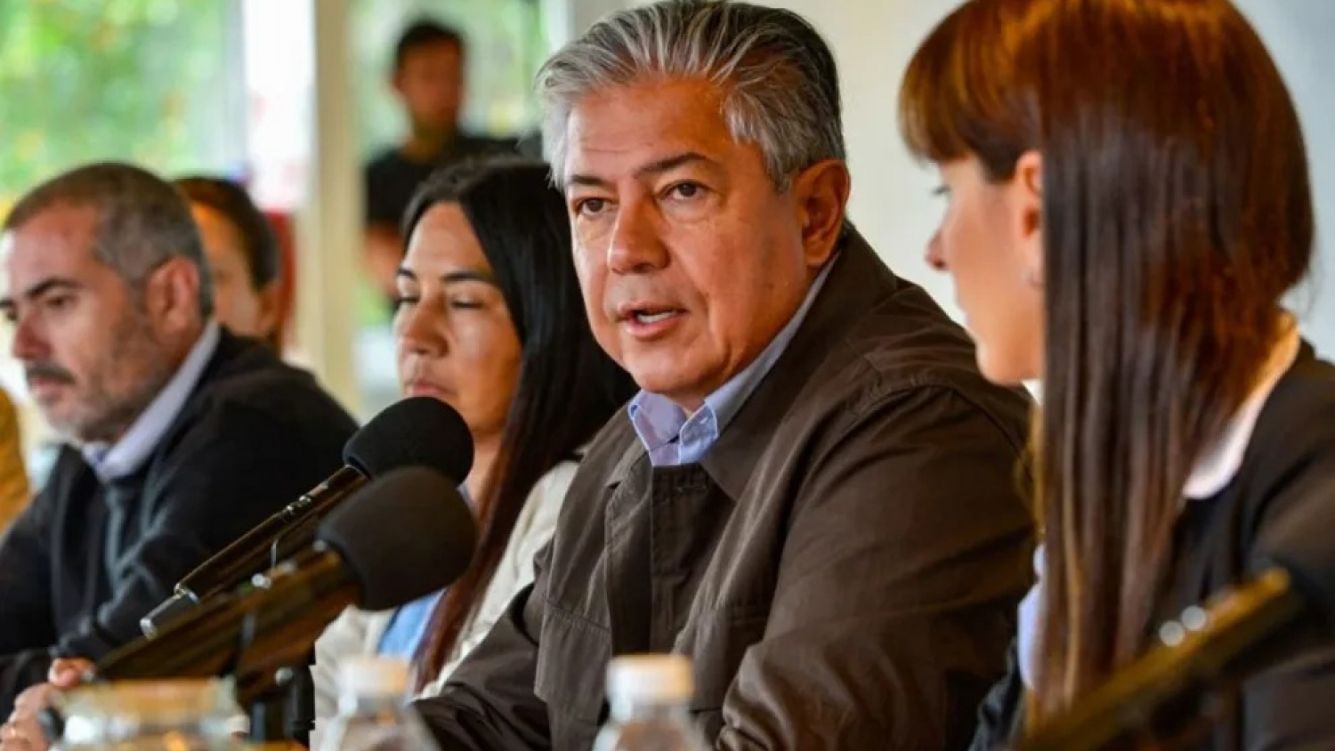 Figueroa lanzó dos programas para impulsar el turismo interno y dinamizar la economía neuquina