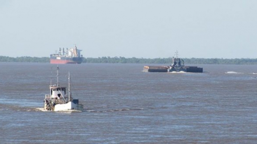 Trabajan para mejorar la navegabilidad de río Paraná y la operación de los puertos Posadas y Santa Ana