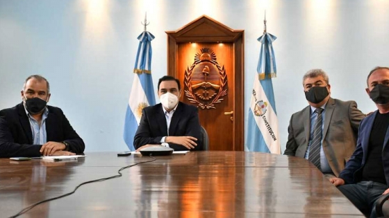 Valdés firmó un convenio con Nación para obras hídricas y de saneamiento en toda la provincia