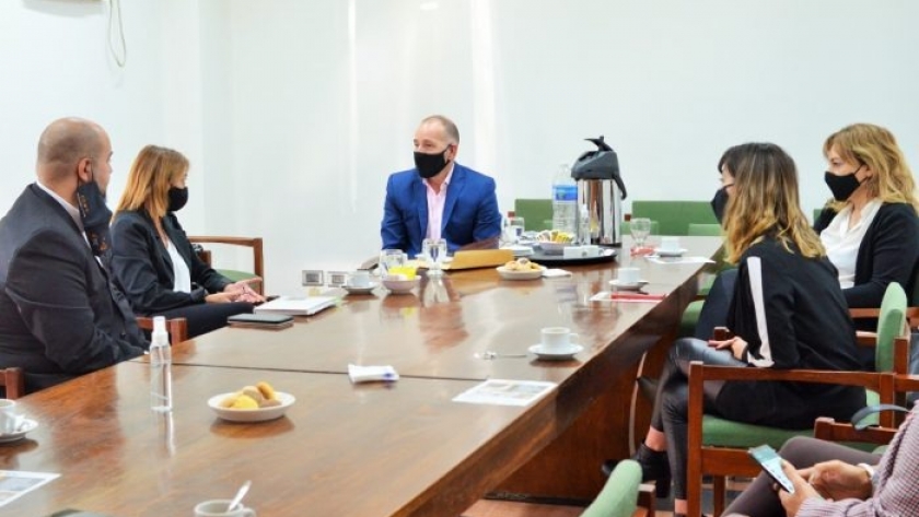 Referentes del IDC se reunieron con autoridades de la Cámara de Comercio de San Mar
