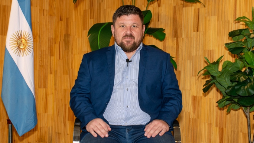 Pablo Pinotti:  "La clave para el desarrollo está en encontrar un equilibrio entre preservar nuestras raíces y adaptarnos a los desafíos globales"