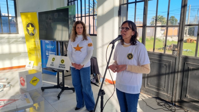 Estrellas Amarillas brindó una emotiva capacitación vial a estudiantes de Rojas