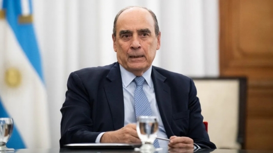 El Gobierno demora los vetos y abre una vía de negociación con gobernadores en La Rural