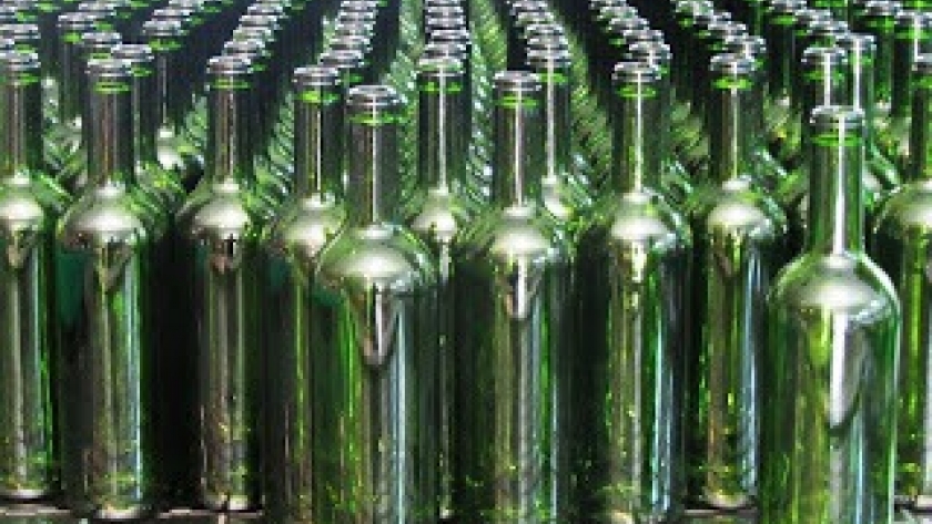 Mendoza impulsa concurso público para comprar 6,4 millones de botellas destinadas a pequeñas bodegas