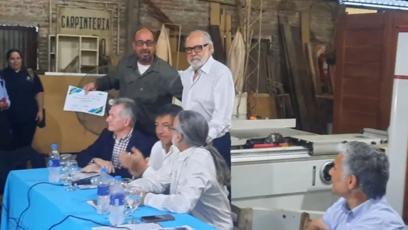 El Gobierno provincial suscribió tres importantes convenios en el Parque Industrial 