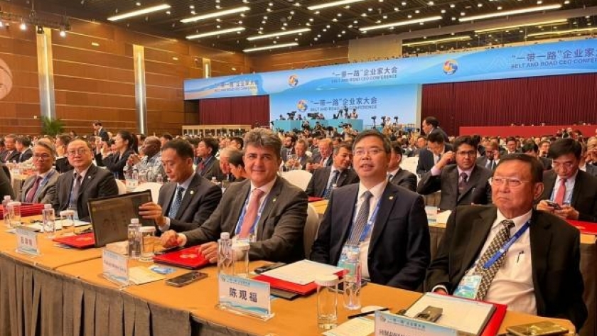 En China, avanzan las gestiones para obtener el financiamiento para el Potrero del Clavillo - El Naranjal