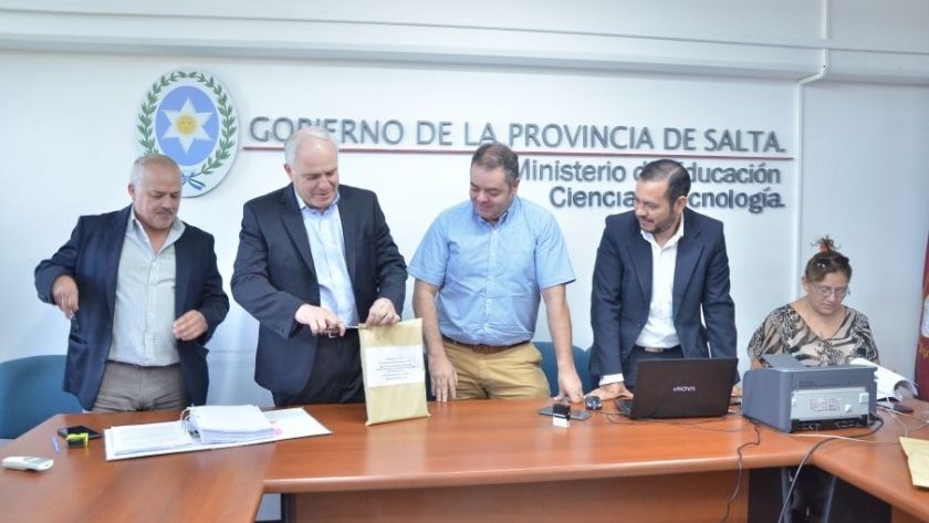 Se licitaron obras para la construcción de escuelas técnicas en Orán