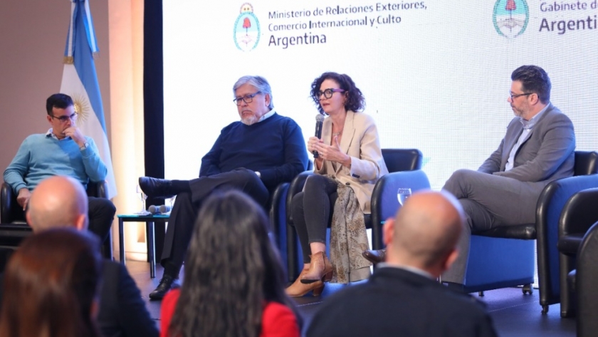La Cancillería y el INAES presentaron el programa Cooperativas al Mundo, un sector que exporta por 3.800 millones de dólares
