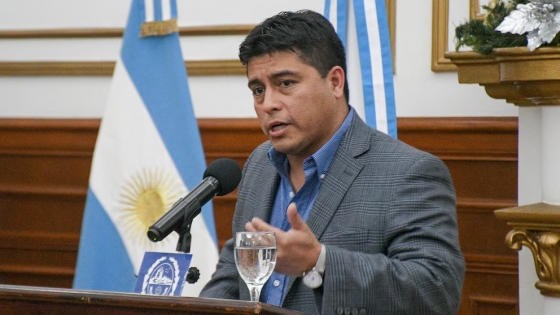 Lisandro Catalán se acerca a Claudio Vidal: clave para el diálogo con las provincias opositoras