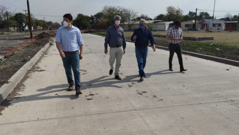 El gobierno provincial avanza con las obras de pavimento urbano en Machagai